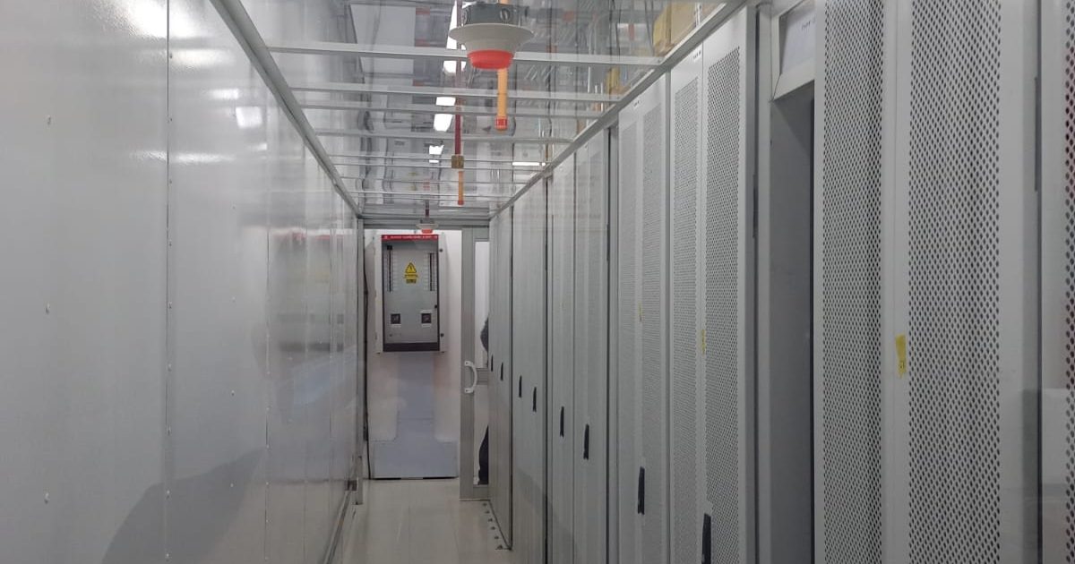 Confinamiento de pasillos fríos